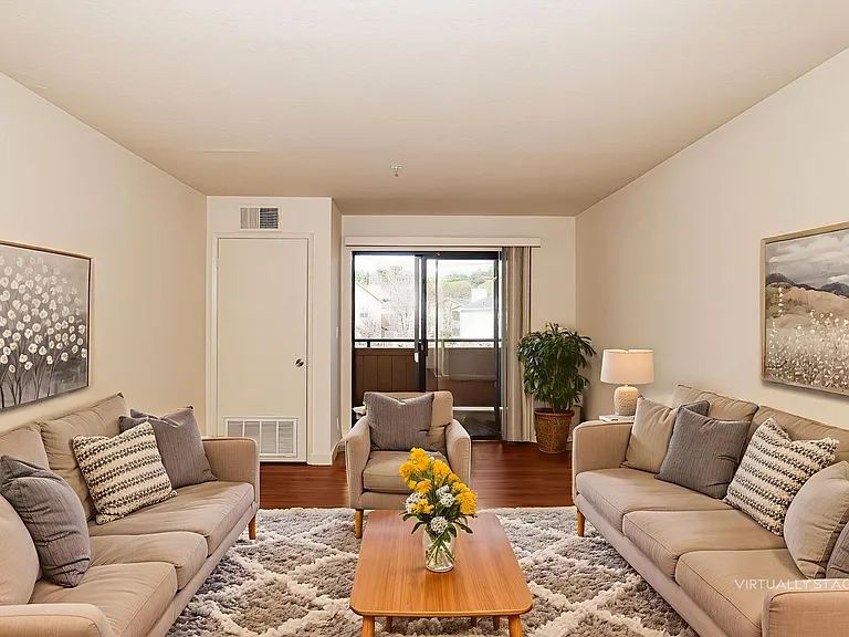 Le Boulevard Apartments — Photo 4