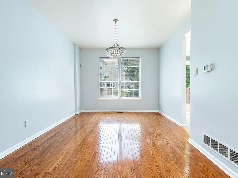 307 Thyme Ln — Photo 5