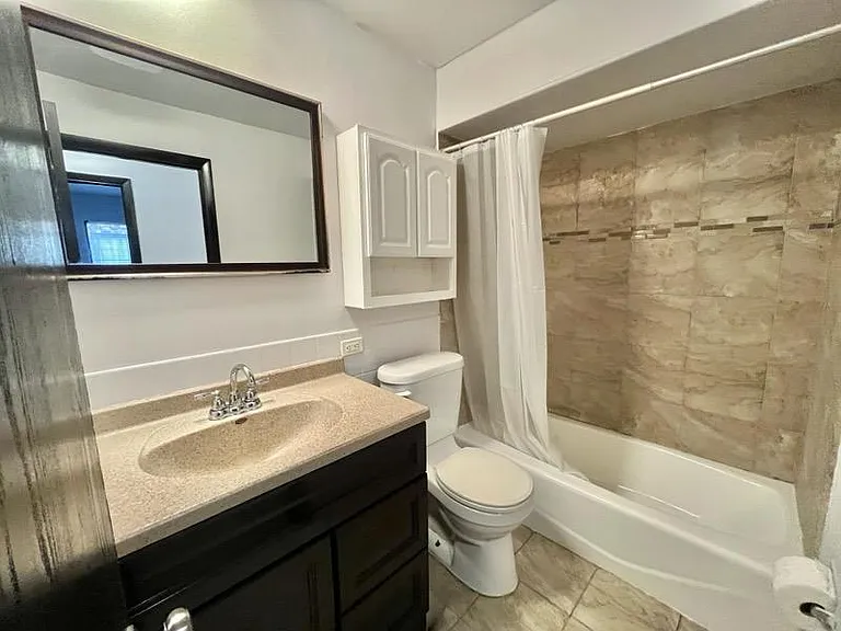 10604 Oak Tree Dr — Photo 8