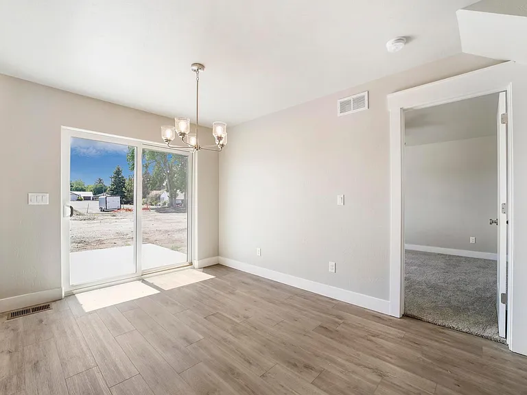 815 Jack Ave — Photo 5