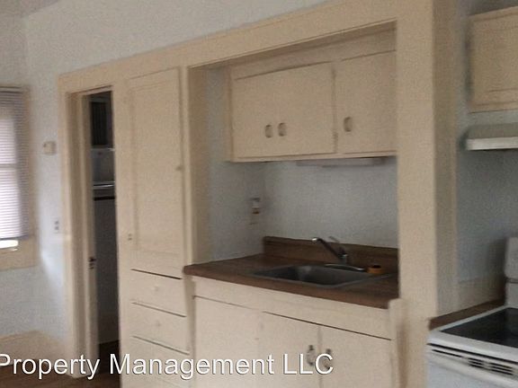 4th image of 1411 E Central Blvd