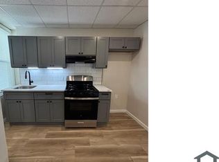 242 4th St APT 3, Passaic, NJ 07055