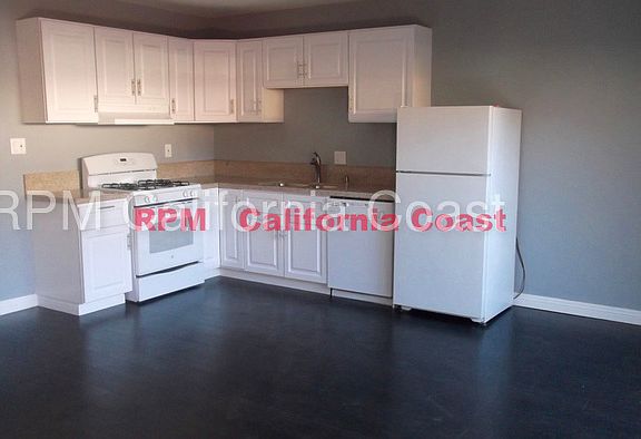 5th image of 1721 Colby Ave APT 4