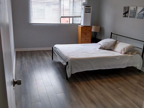 3rd image of 10121 Woodworth Ave APT 7