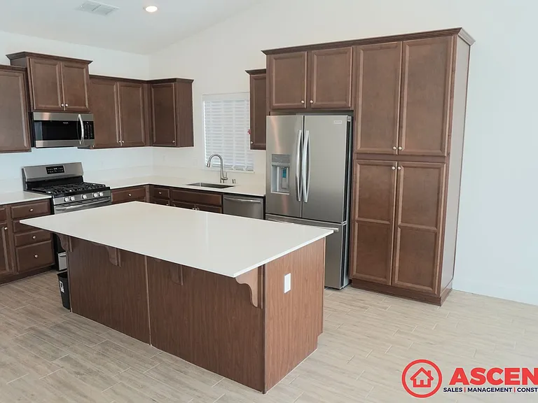 9313 Willow Terrace Dr — Photo 6
