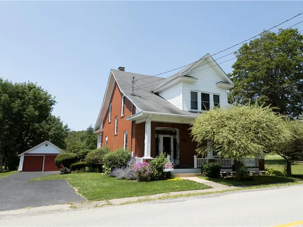 513 Lambertsville Rd, Stoystown, PA 15563