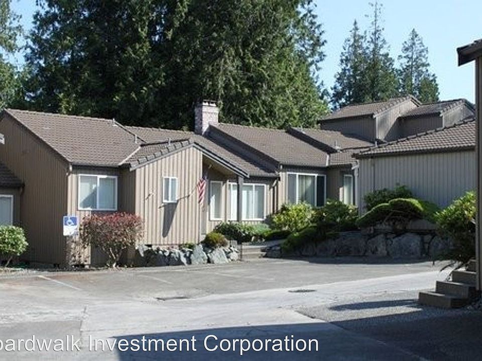 2nd image of 7001 Woodlands Way