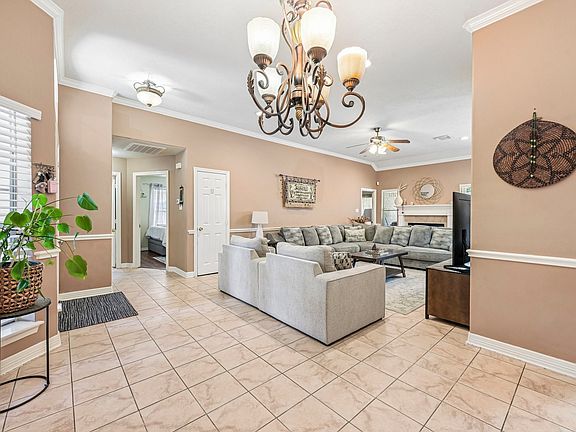 3rd image of 5111 Misty Ln