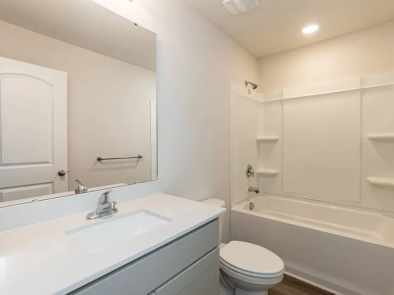 1108 Hugh St — Photo 28