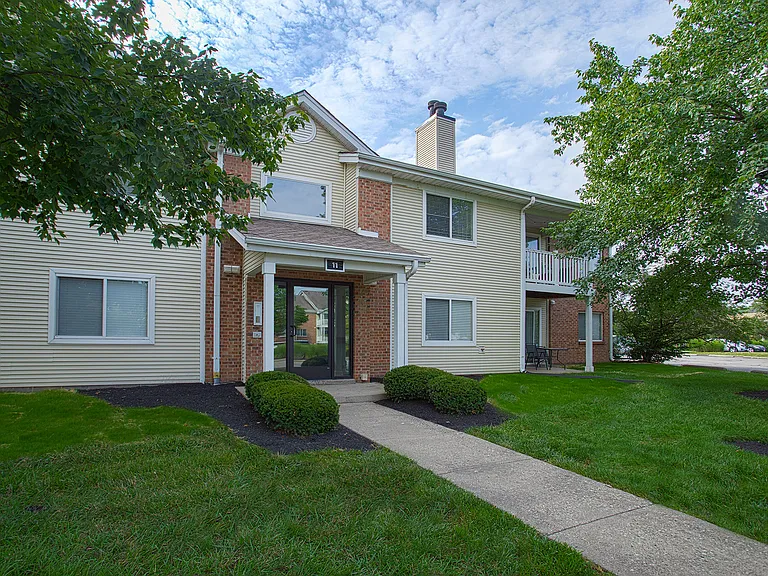 Fox Chase South — Photo 40