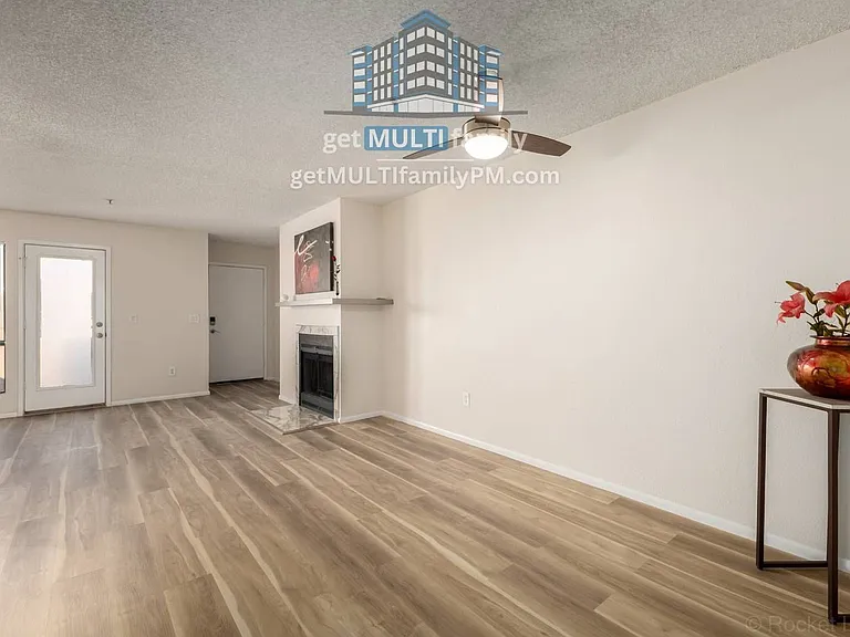 11640 N 51st Ave #237 — Photo 17