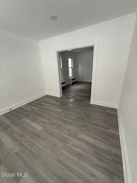 5th image of 477 9th Avenue