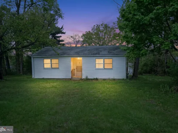 2465 Pennington Rd, Pennington, NJ 08534