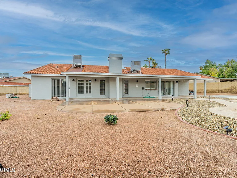 2318 E Lupine Ave — Photo 57