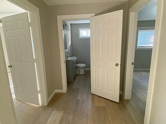 5th image of 3220 Lampassas St