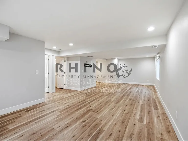 2230 N 2270th St W — Photo 13