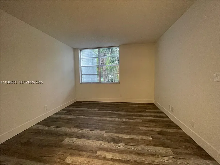 9441 Live Oak Pl #209 — Photo 20
