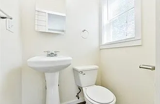 30 Hazelwood St #3 — Photo 7
