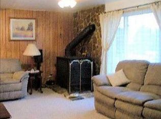 444 Ridge Rd, Georgetown, PA 15043