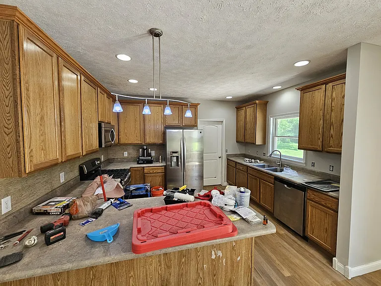 805 N Center St — Photo 6