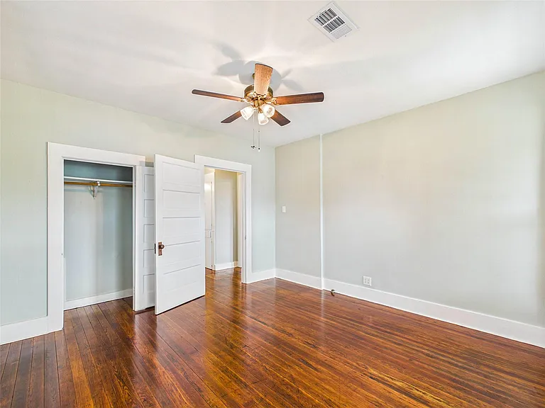 3602 Avenue S 1/2 — Photo 18