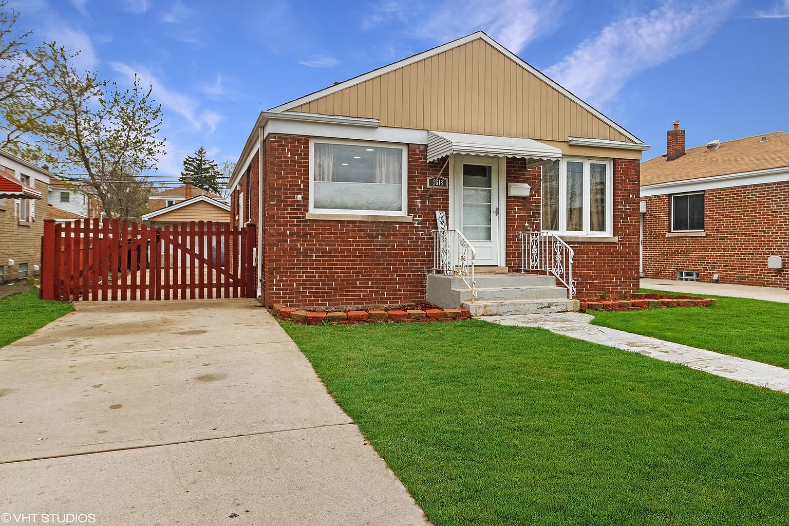 5518 N Oketo Ave photo 1