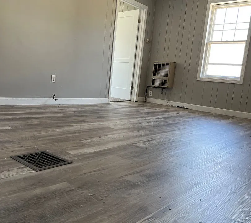 17 Cedar St