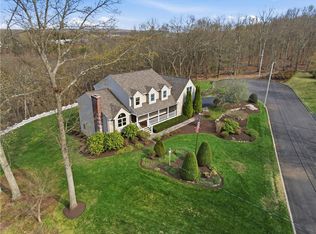 46 Timberland Dr, Lincoln, RI 02865