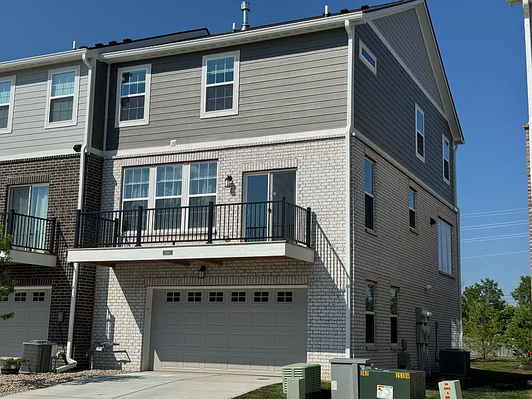 6696 Halsey St — Photo 17