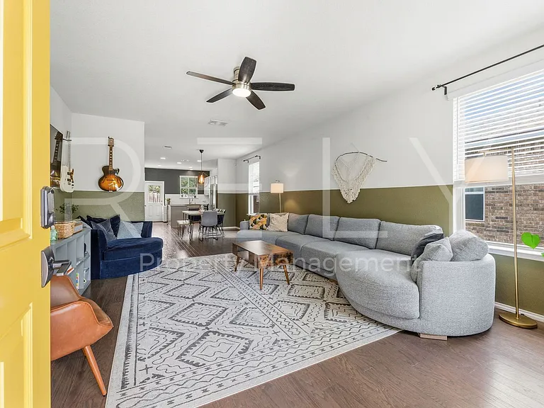 1600 Cliffbrake Way — Photo 6