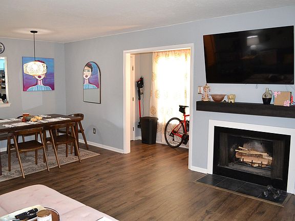 5th image of 1401 N Pierce St APT 10