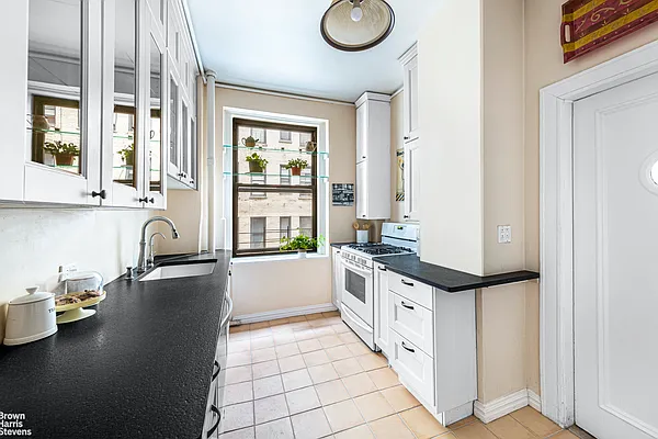 Sold by Brown Harris Stevens | media 14