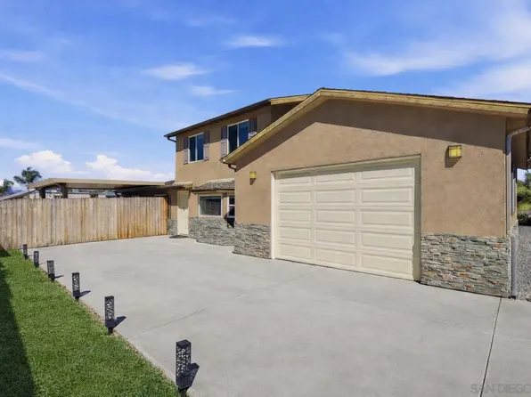 9676 Cypress Vale Dr, Lakeside, CA 92040