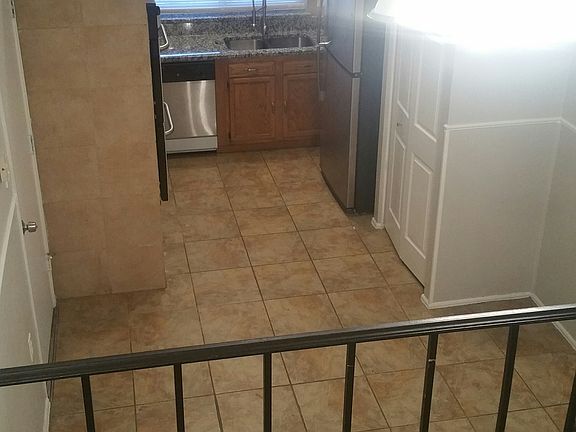 4th image of 14468 Rockypoint Dr