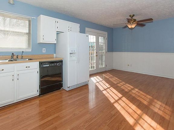 4th image of 10519 E Tanoan Ln