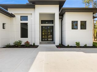 3388 40th Ave SE, Naples, FL 34117