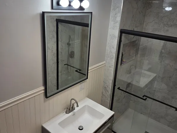 63 N 10th St #2, Stroudsburg, PA 18360