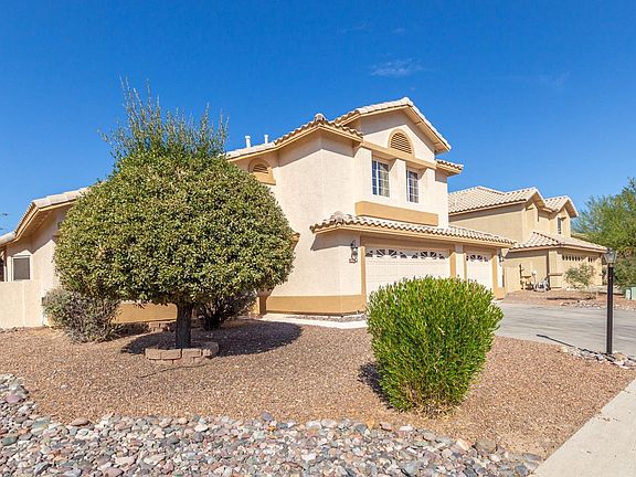 3rd image of 10789 N Glen Abbey Dr