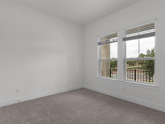 4th image of 108 Beautiful Wisdom Ct