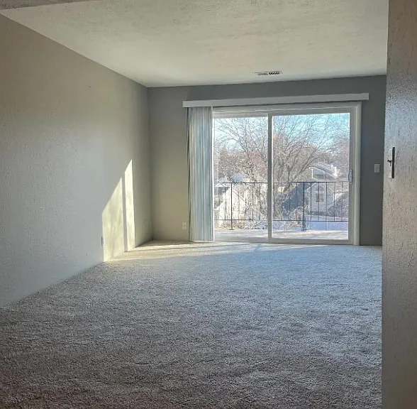 12231 Anne St #12 — Photo 23