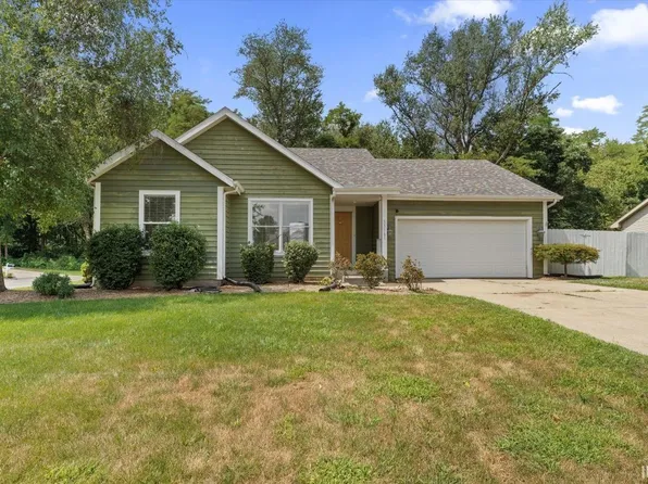 55161 Patrician Park Dr, Osceola, IN 46561