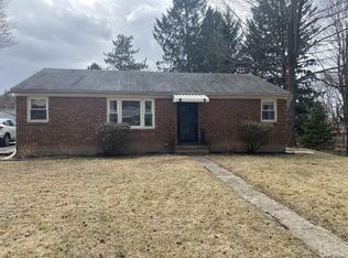 24 N Colonial Hts, Troy, NY 12180