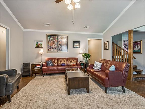 5th image of 7732 Chasewood Dr