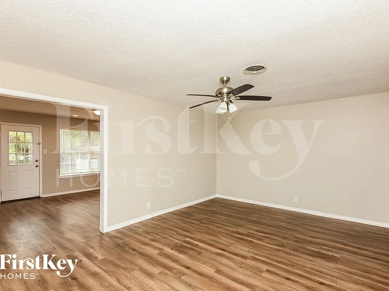 6508 Normandy Rd — Photo 7