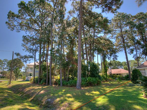 3rd image of 10 Bayshore Dr
