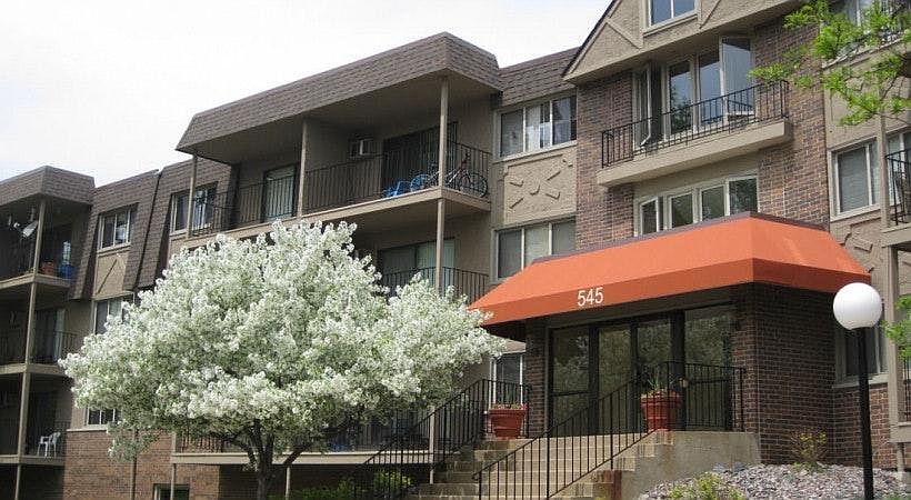 2nd image of 545 Sandhurst Dr W