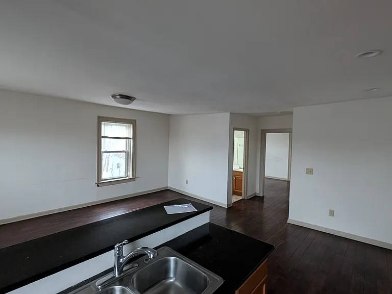 3311 1/2 N High St #3 — Photo 2