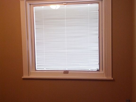 3rd image of 2403 Baur Dr