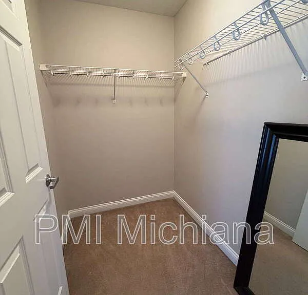 129 Clancey St — Photo 16
