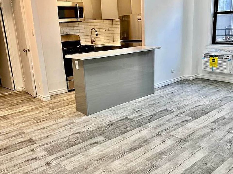 1st image of 50 Bayard St APT 2B